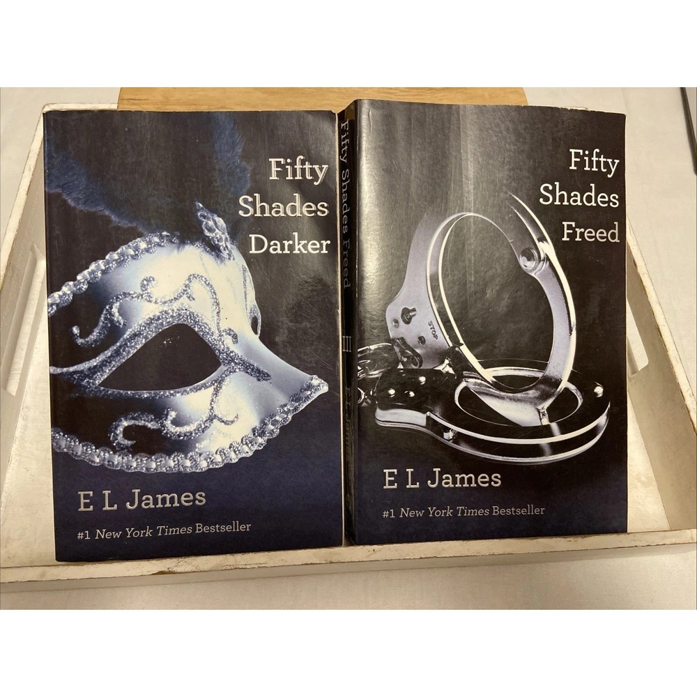 FIFTY SHADES DARKER‎ AND FIFTY SHADES FREED BOOK BY E.L. JAMES